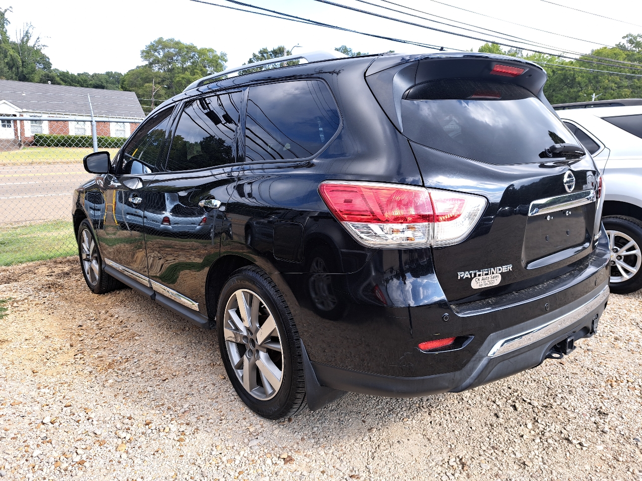 Nissan Pathfinder S 2WD 2013 Nissan Pathfinder S 2WD 2013