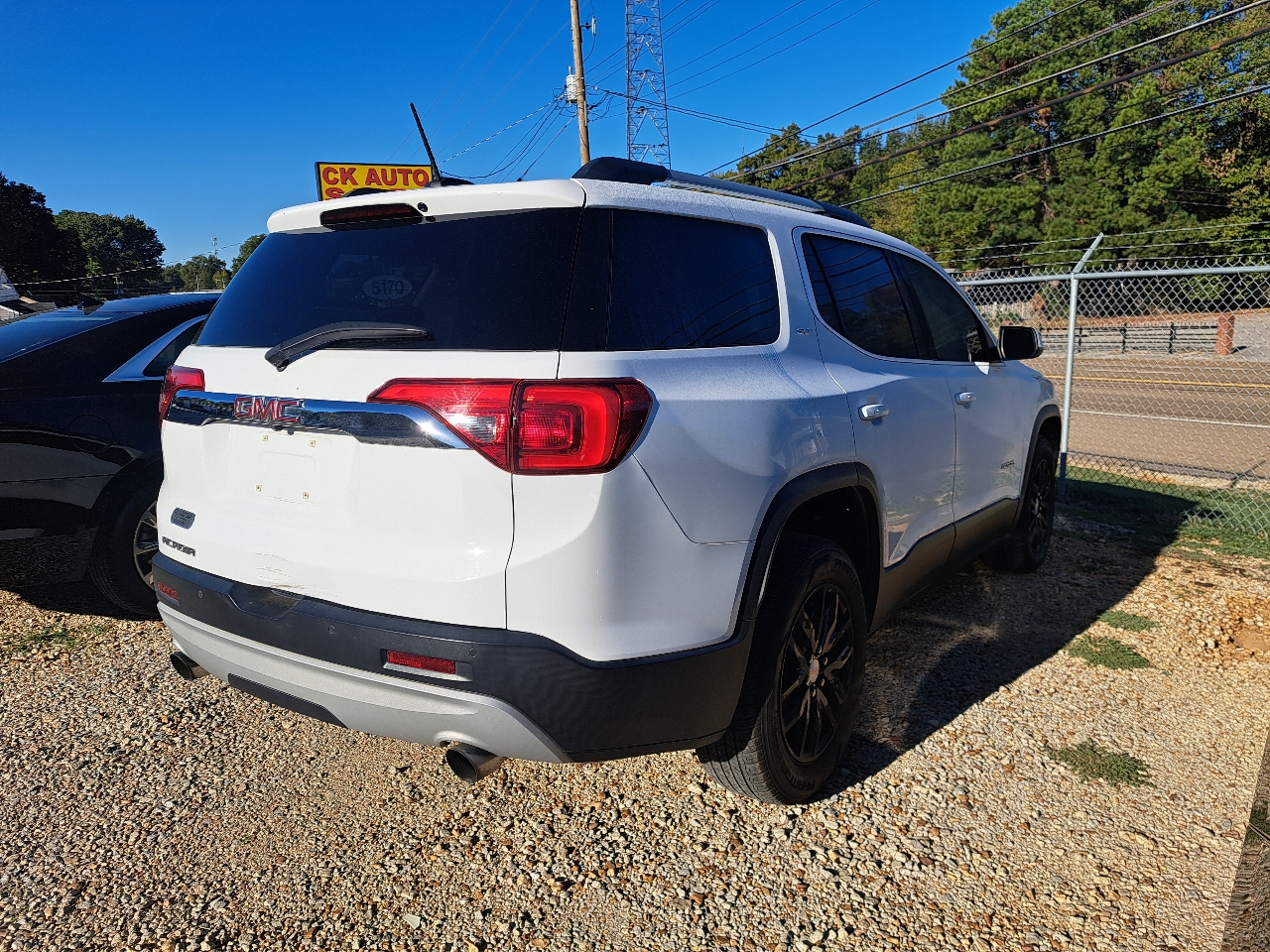 GMC Acadia SLT-1 FWD 2019 GMC Acadia SLT-1 FWD 2019