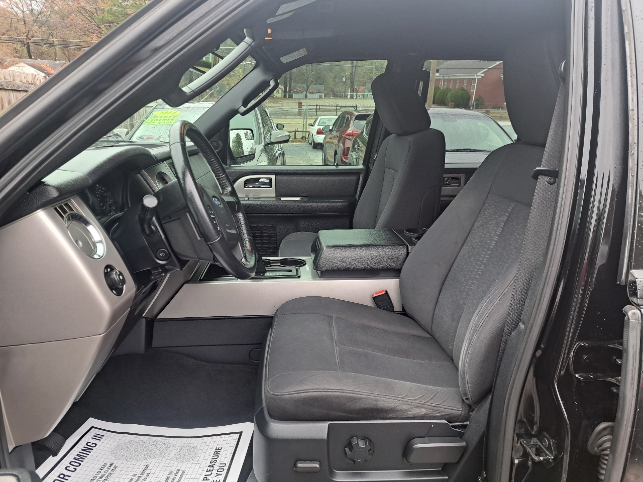 Ford Expedition XLT 2WD 2017