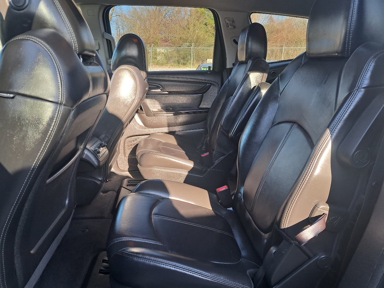 Chevrolet Traverse 2LT FWD 2013