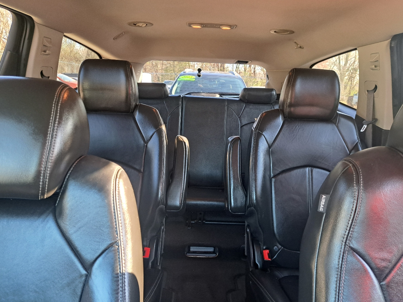 Chevrolet Traverse 2LT FWD 2013