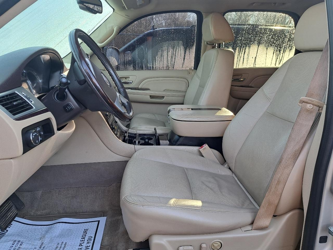 Cadillac Escalade 2WD 2009