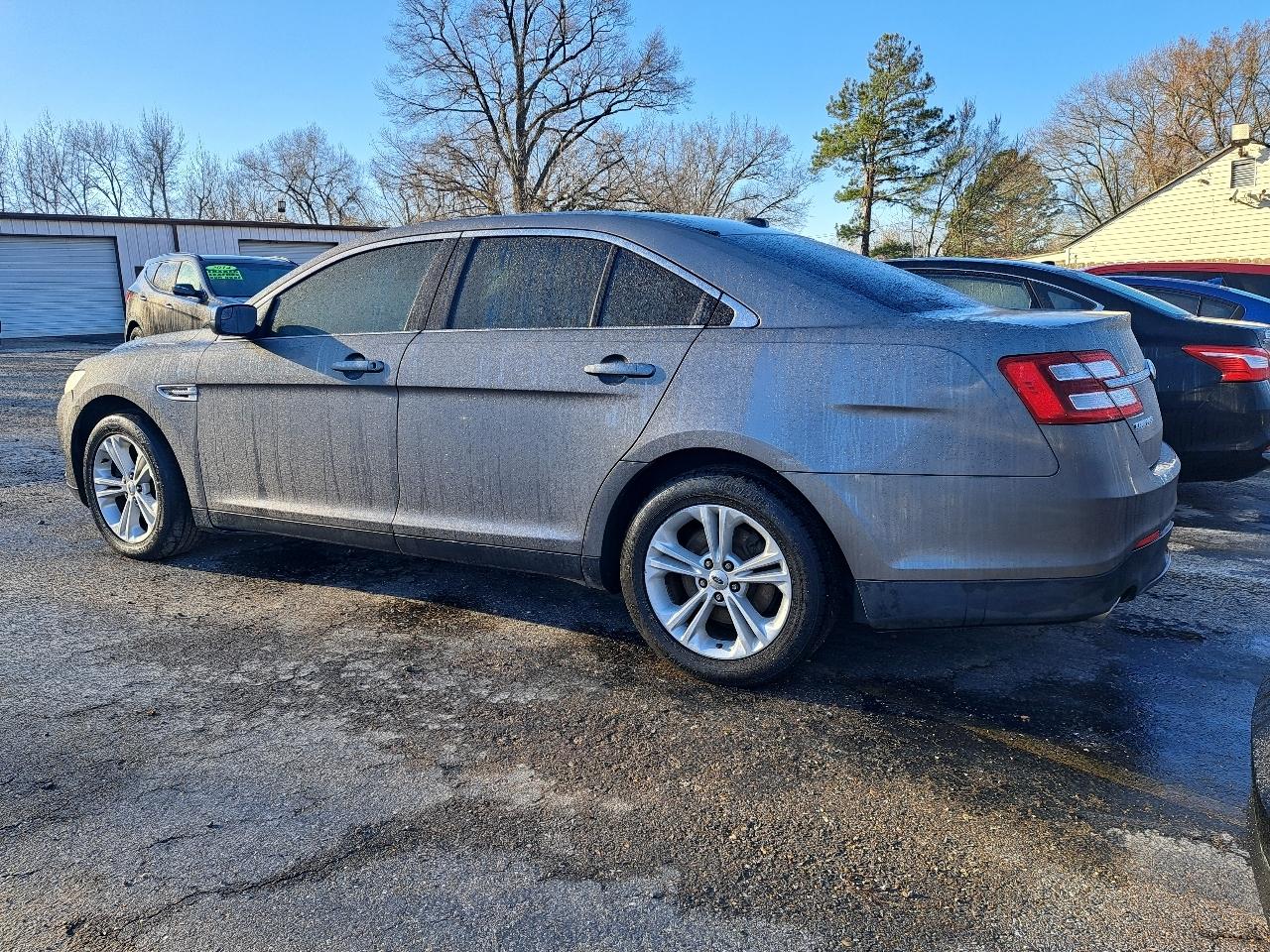 Ford Taurus SEL FWD 2014