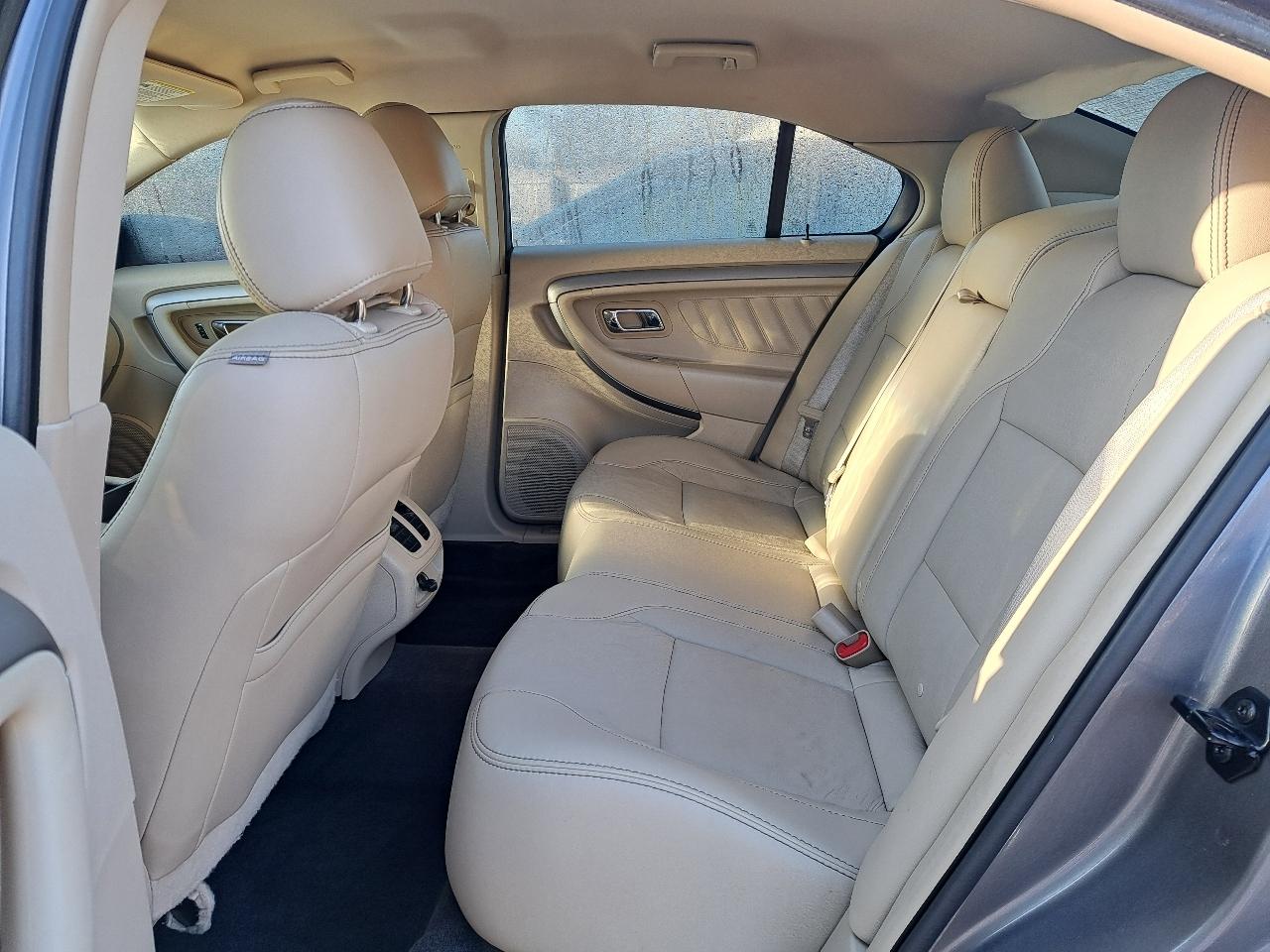 Ford Taurus SEL FWD 2014