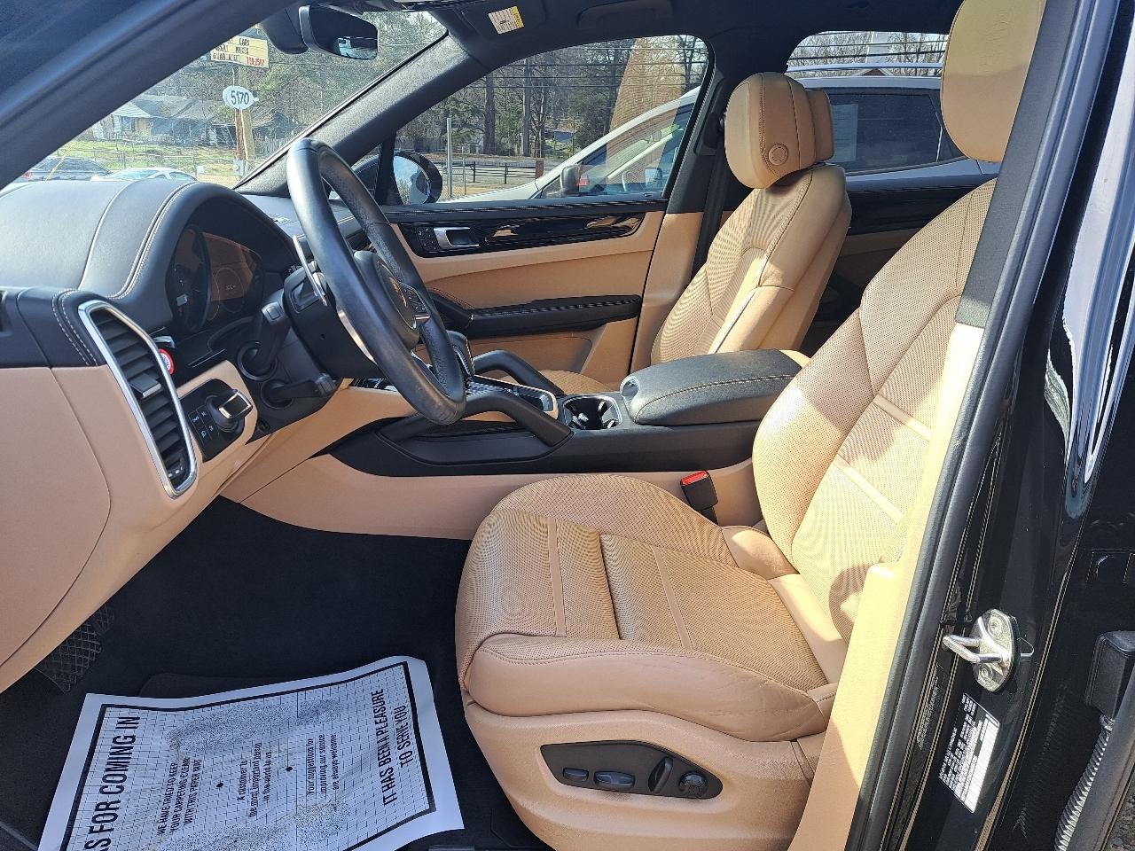 Porsche Cayenne  2022