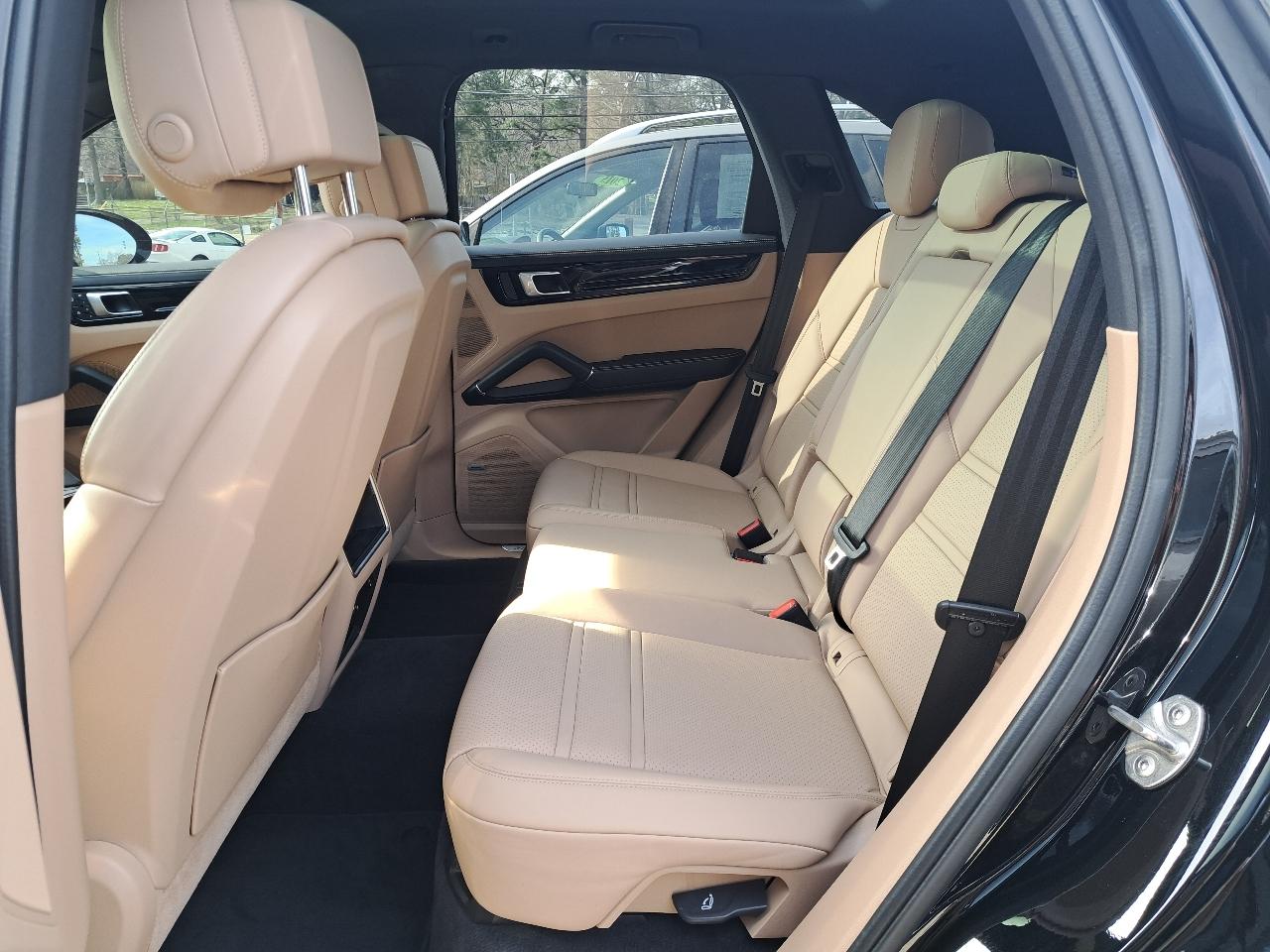 Porsche Cayenne  2022