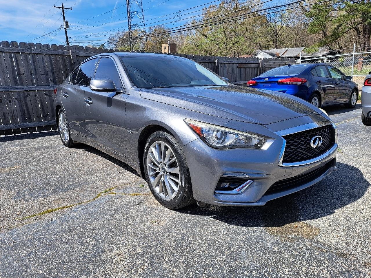 Infiniti Q50 3.0t LUXE 2018