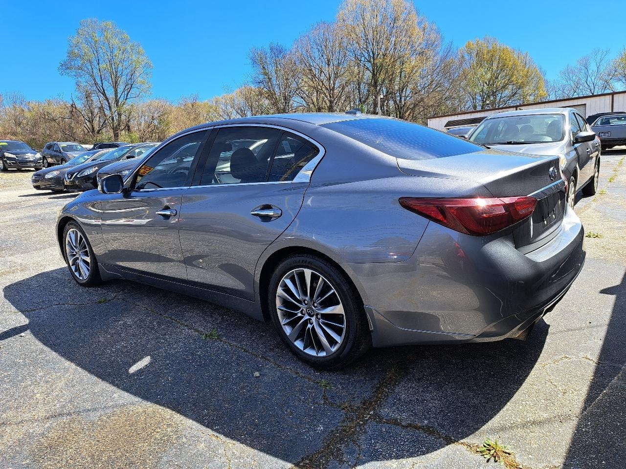 Infiniti Q50 3.0t LUXE 2018