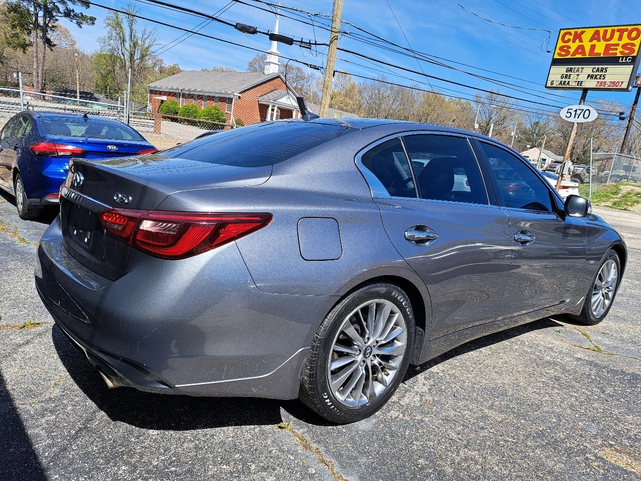 Infiniti Q50 3.0t LUXE 2018