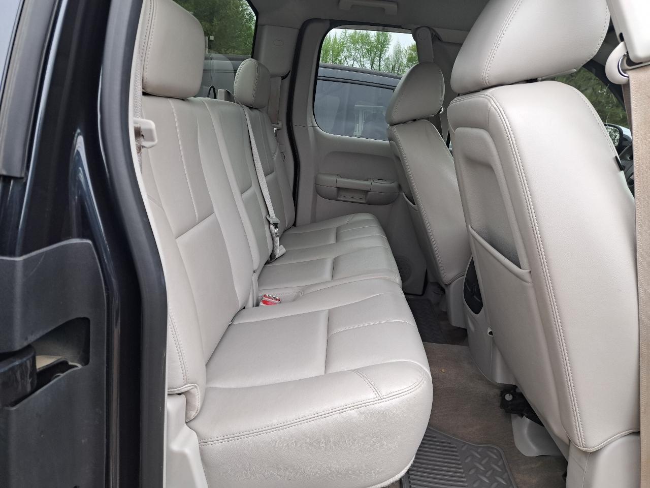 GMC Sierra 1500 SLE Ext. Cab 2WD 2013