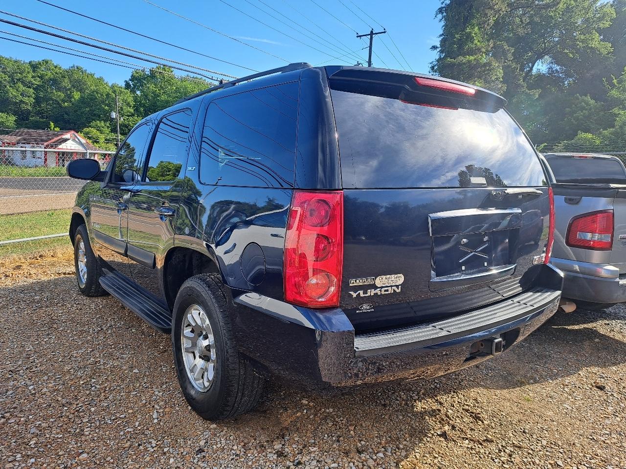 GMC Yukon SLE-1 2WD 2007