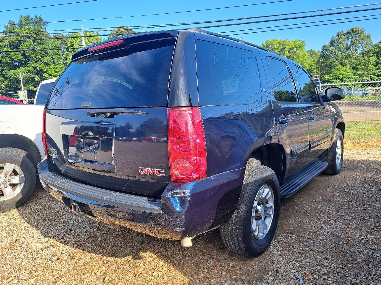 GMC Yukon SLE-1 2WD 2007