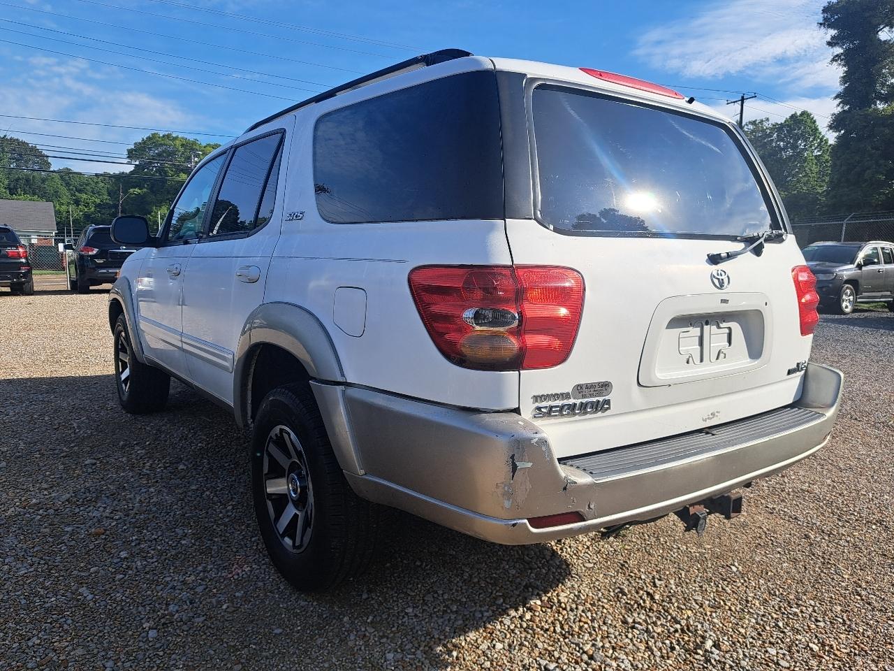 Toyota Sequoia SR5 2WD 2002