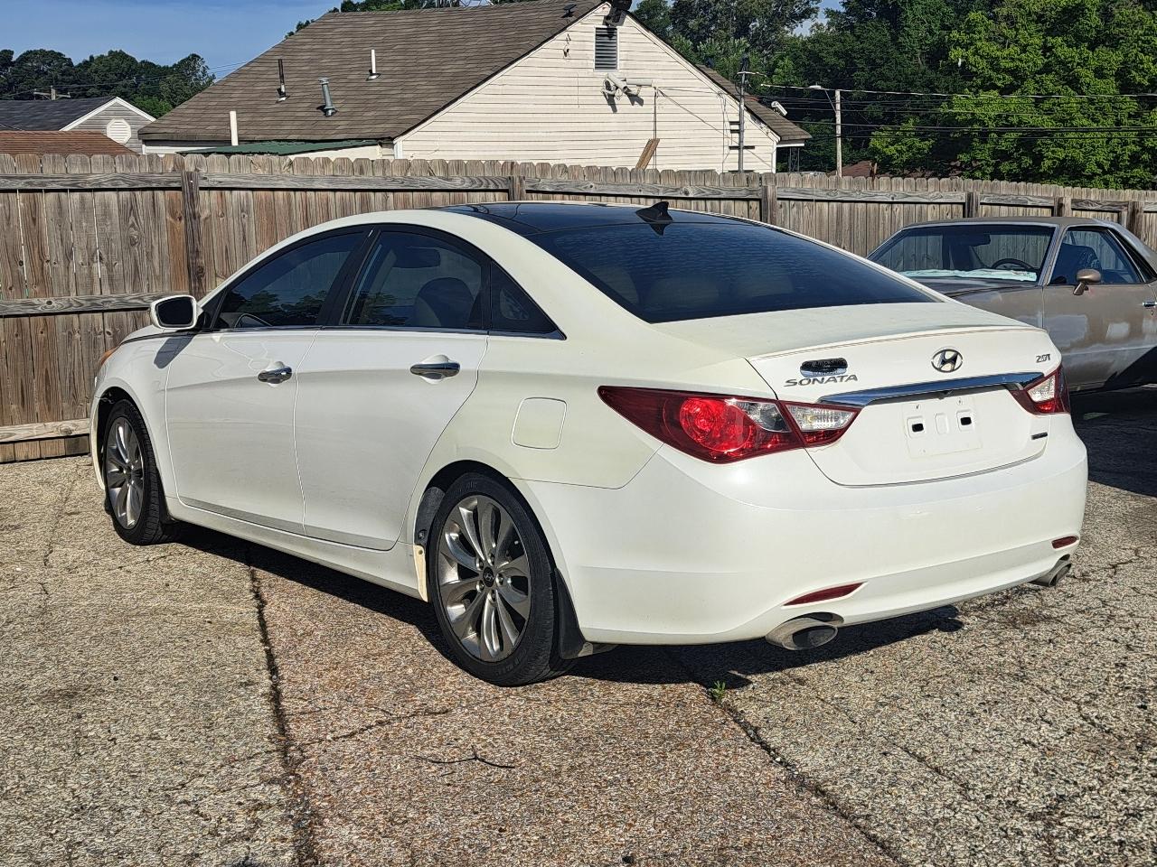 Hyundai Sonata SE Auto 2013
