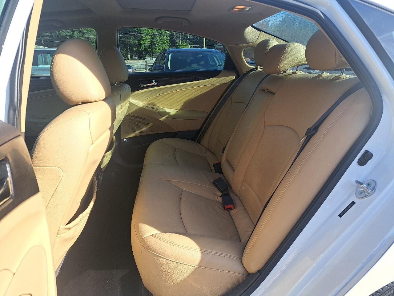 Hyundai Sonata SE Auto 2013