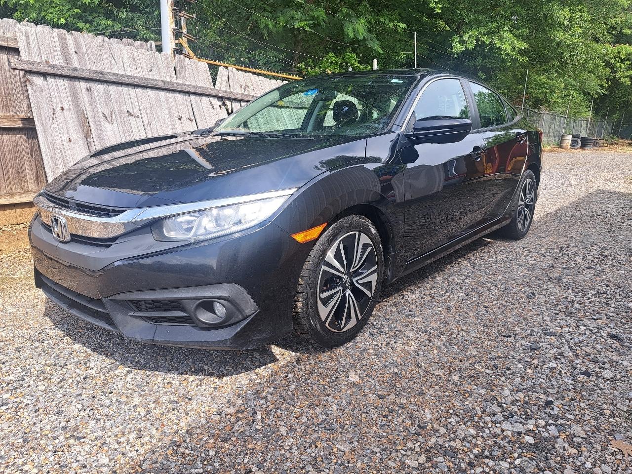 Honda Civic EX-T Sedan 6M 2018