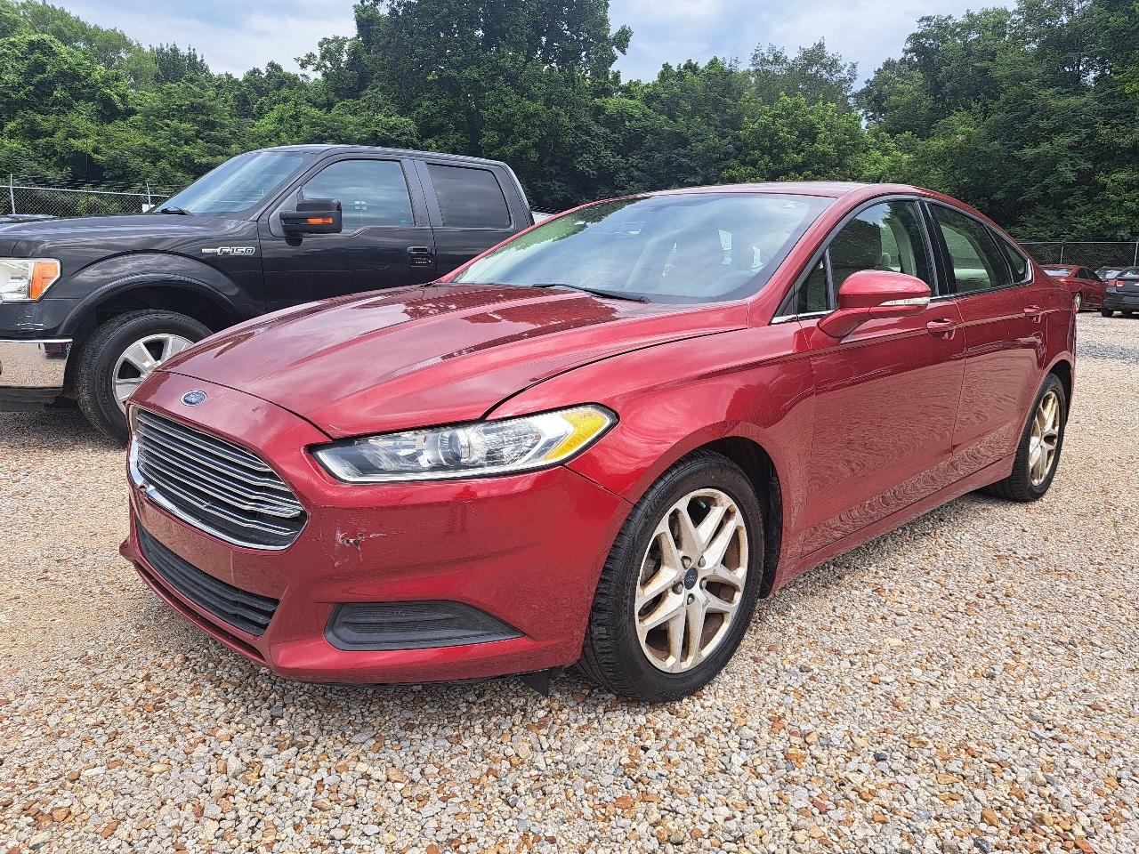 Ford Fusion SE 2016