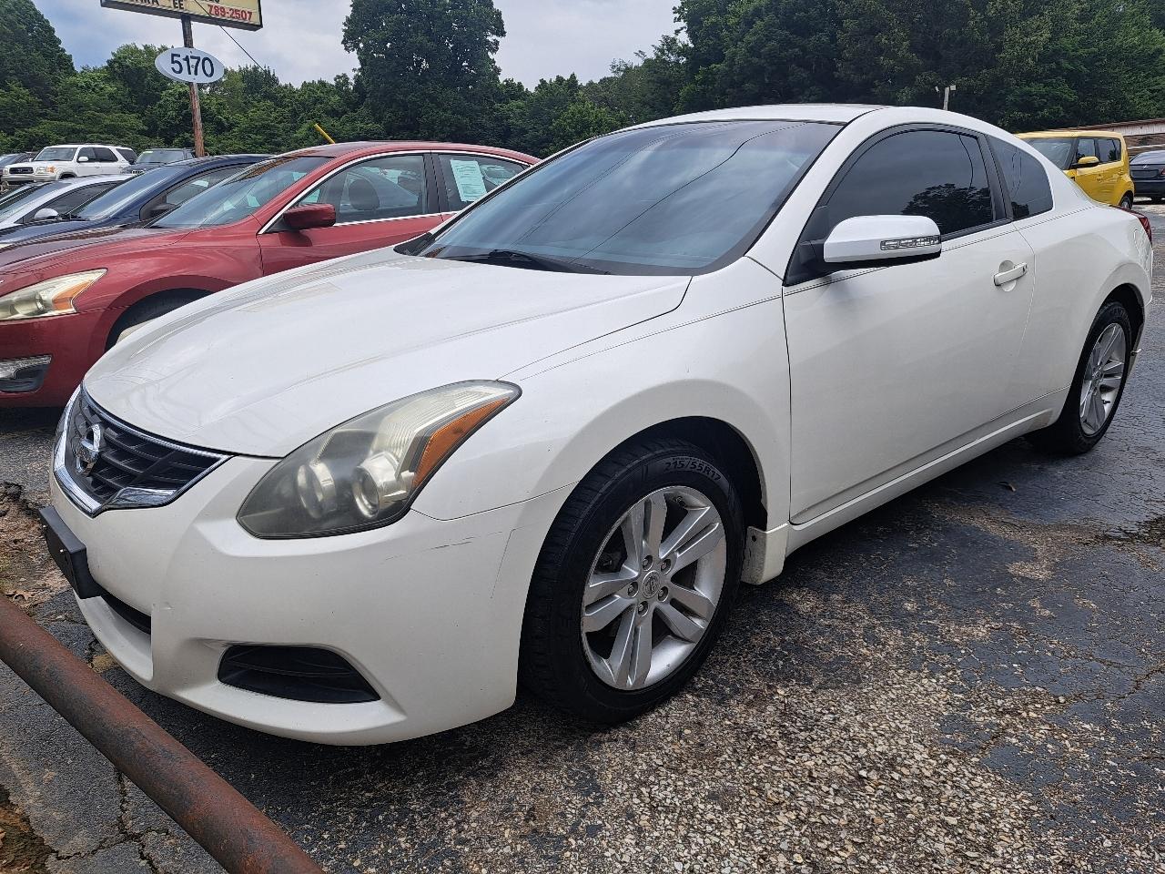Nissan Altima 2.5 S CVT Coupe 2010