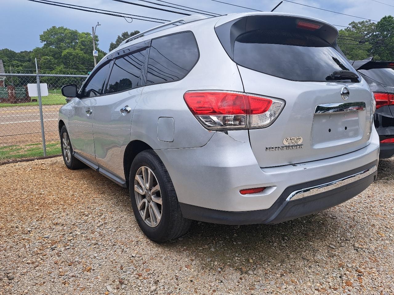 Nissan Pathfinder S 4WD 2016
