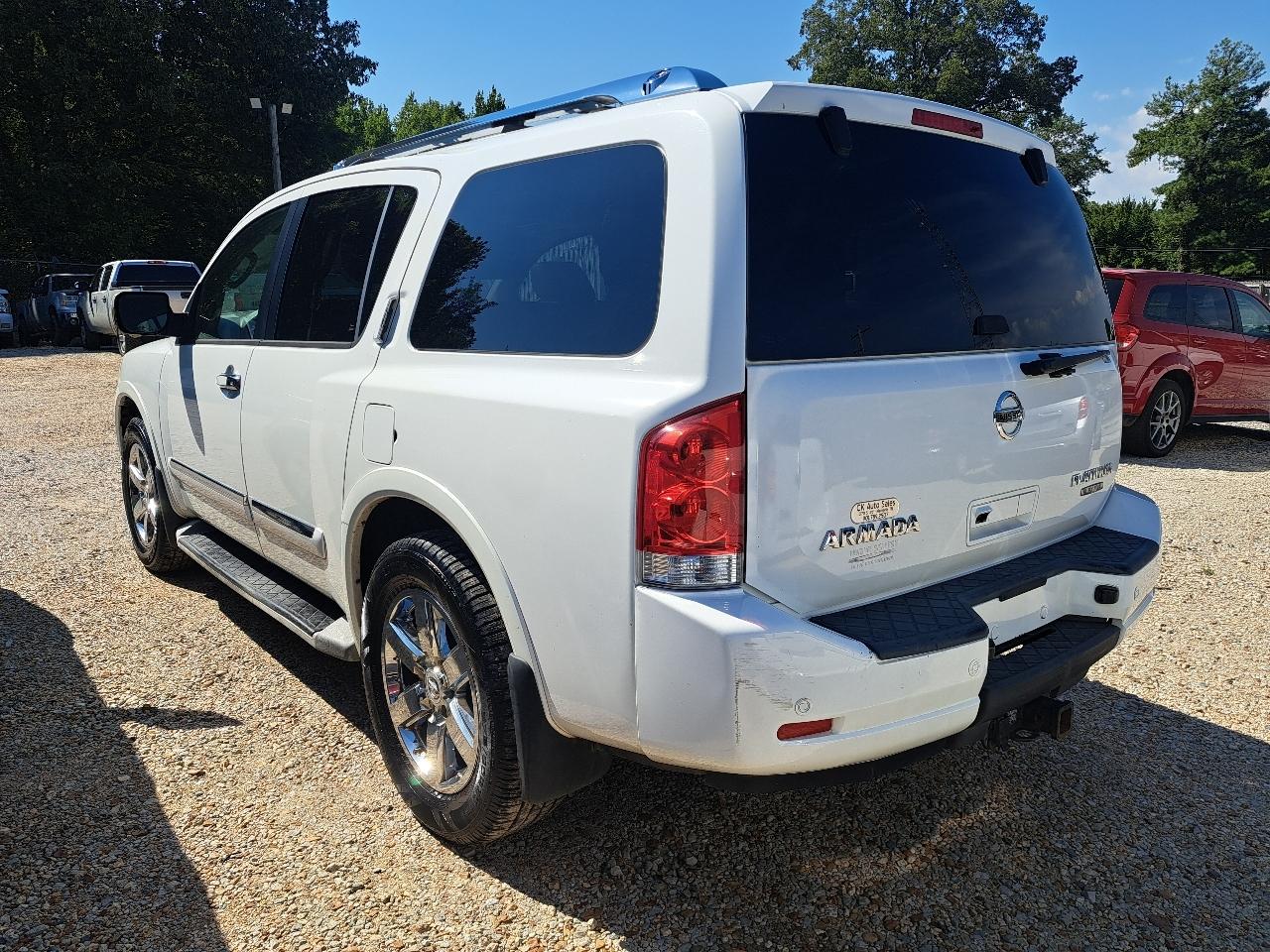 Nissan Armada SV 2WD 2011