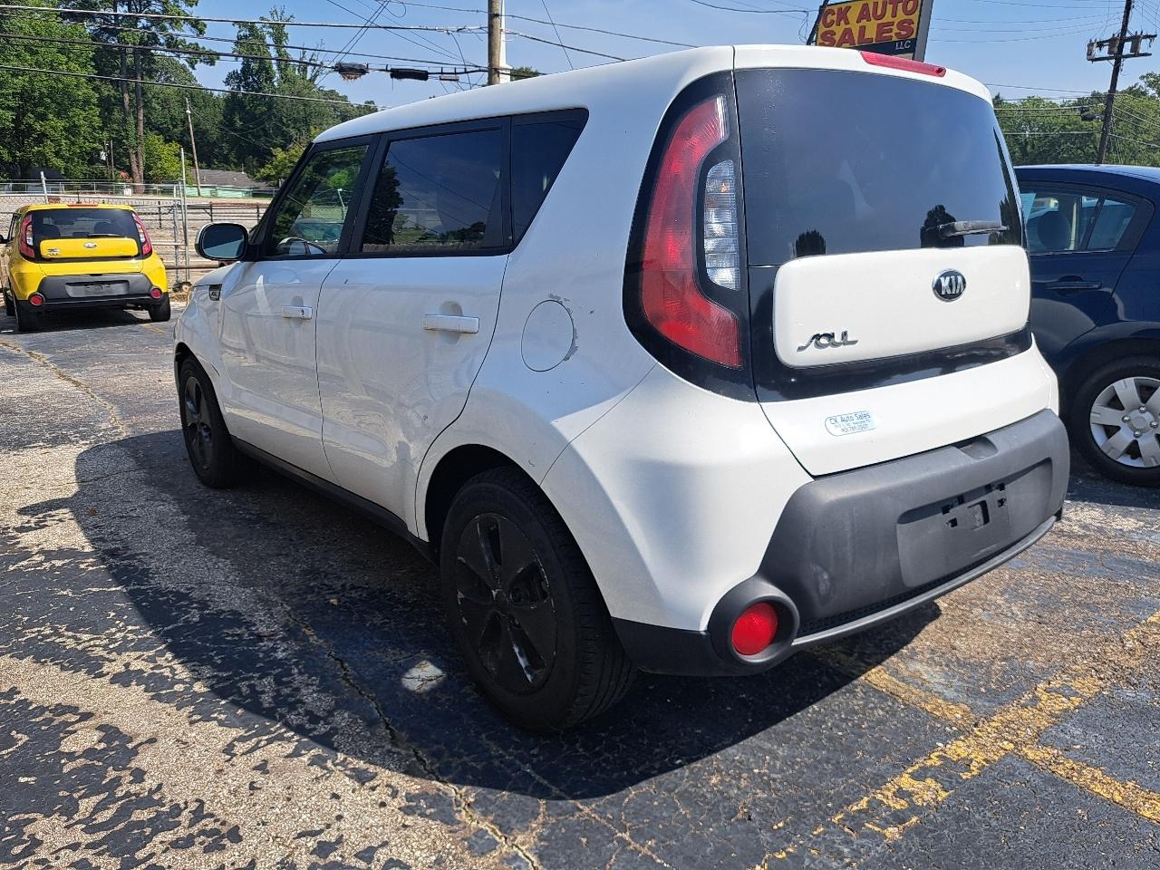 Kia Soul Base 6A 2016