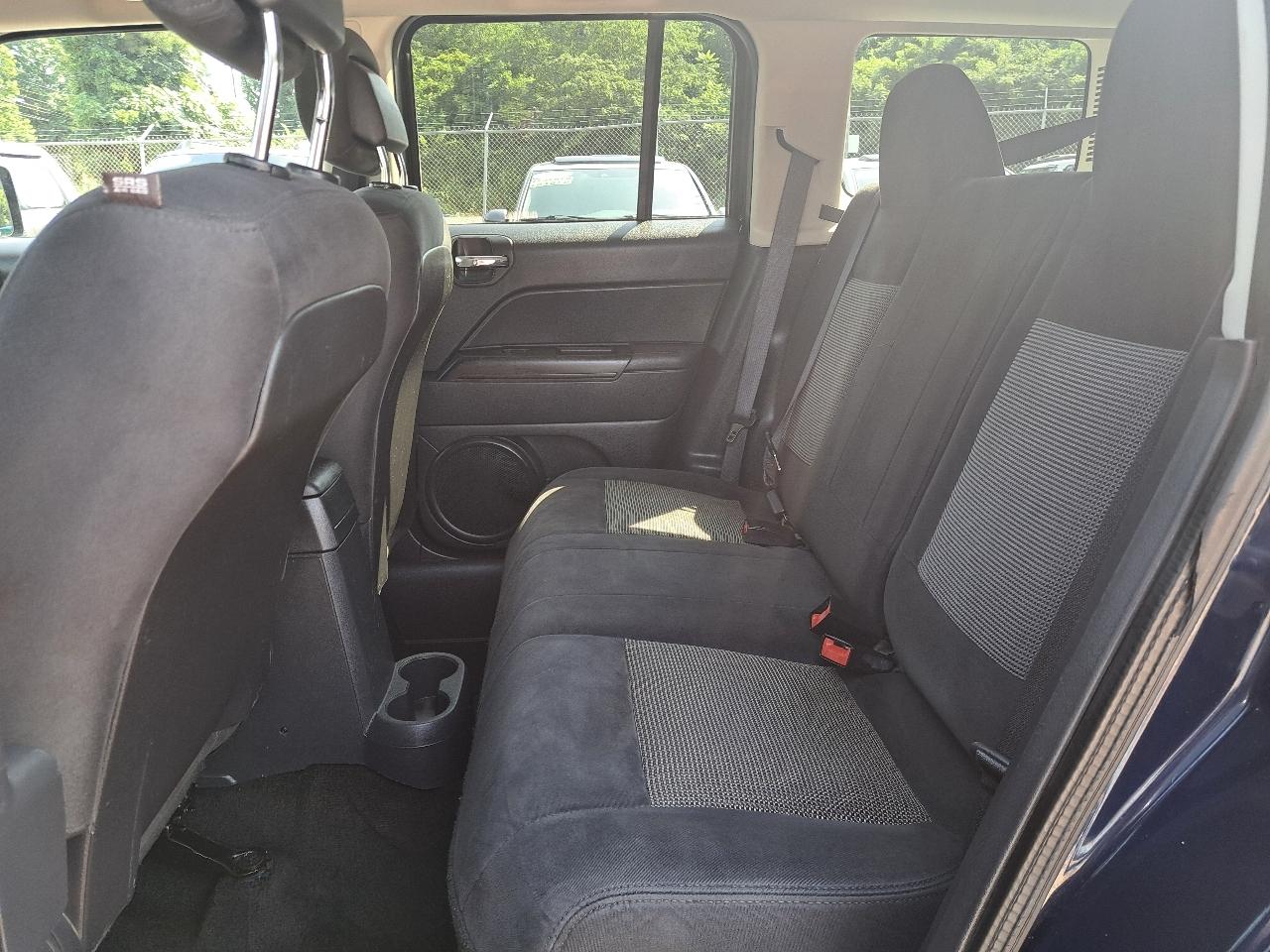 Jeep Patriot Latitude 2WD 2016