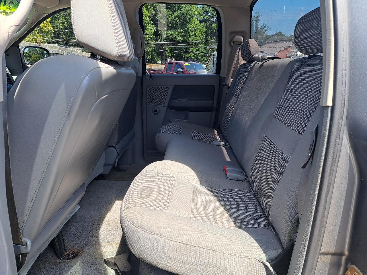 Dodge Ram 1500 ST Quad Cab 2WD 2006