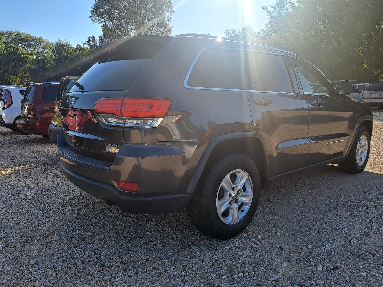 Jeep Grand Cherokee Laredo 2WD 2015