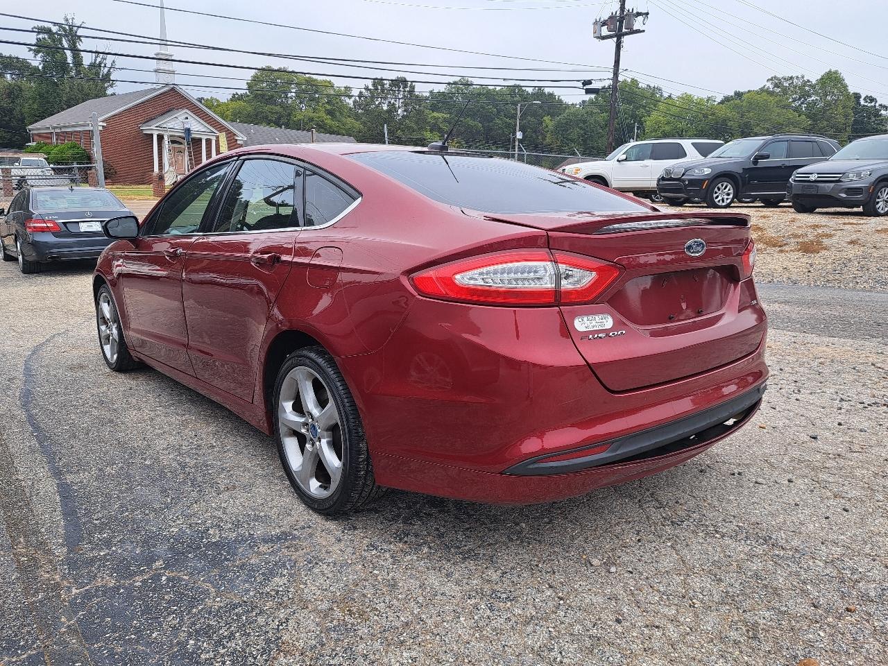 Ford Fusion SE 2014