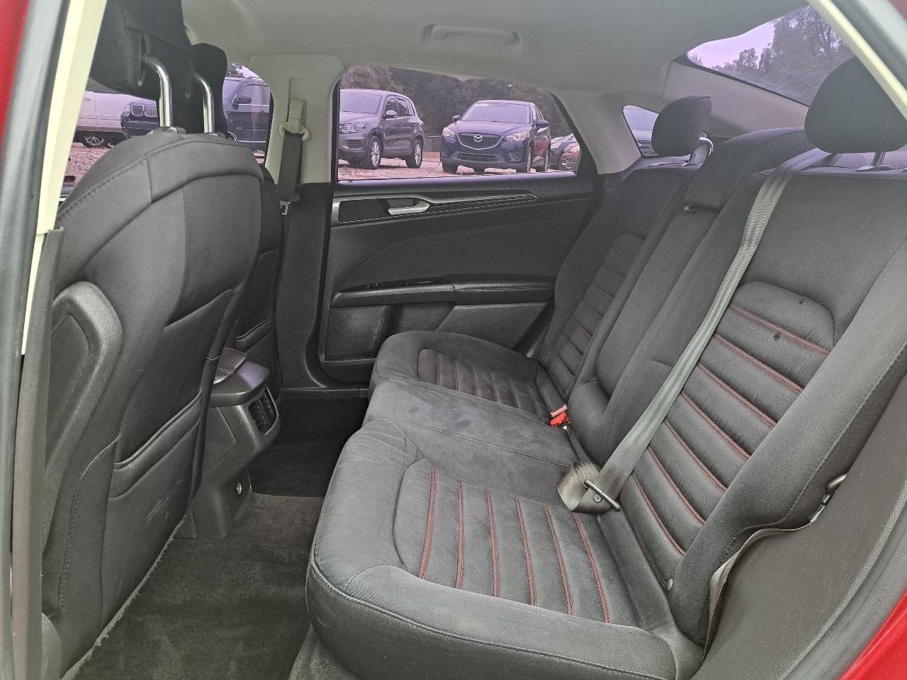 Ford Fusion SE 2014