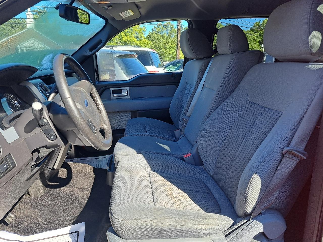 Ford F-150 photo 5