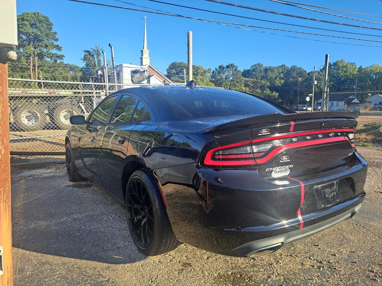 Dodge Charger photo 3