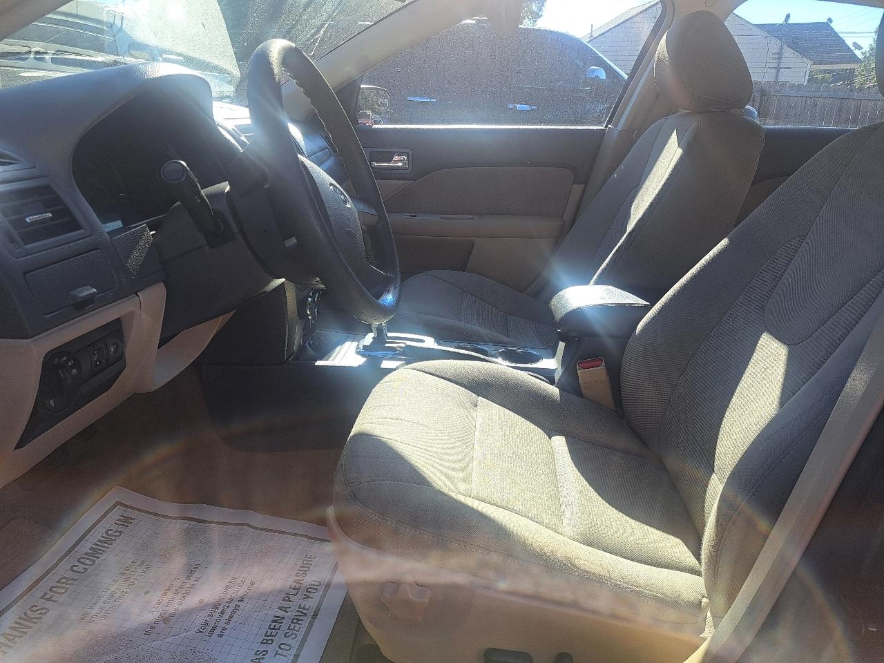 Ford Fusion SE 2012