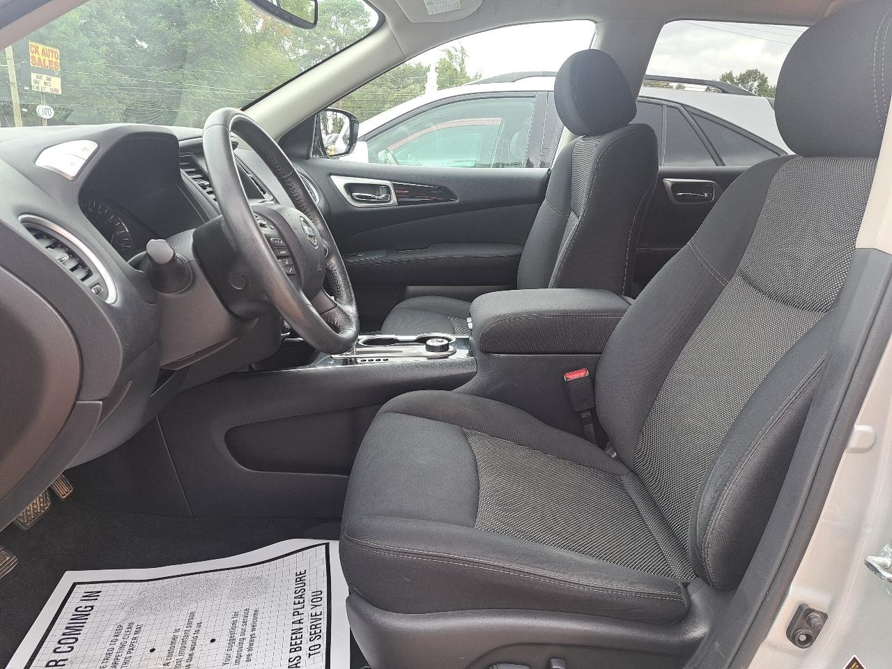 Nissan Pathfinder S 4WD 2017