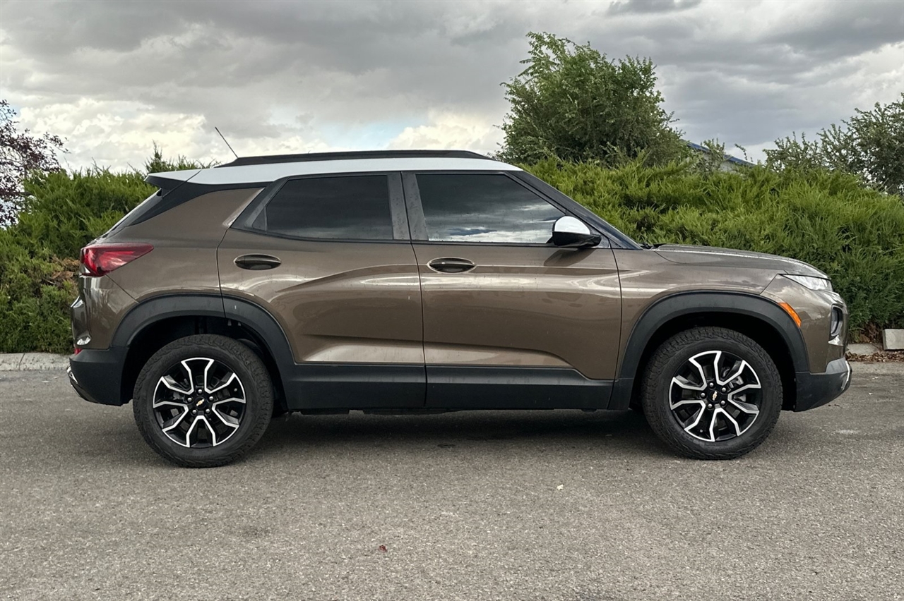 2021 Chevrolet Trailblazer ACTIV photo 2