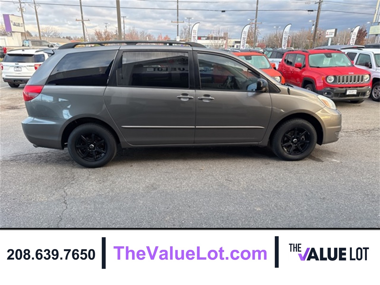 2004 Toyota Sienna CE photo 3