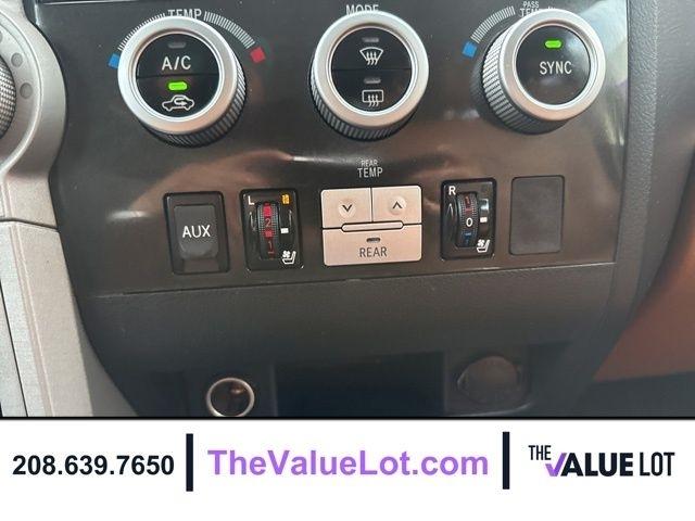 Toyota Sequoia  2008