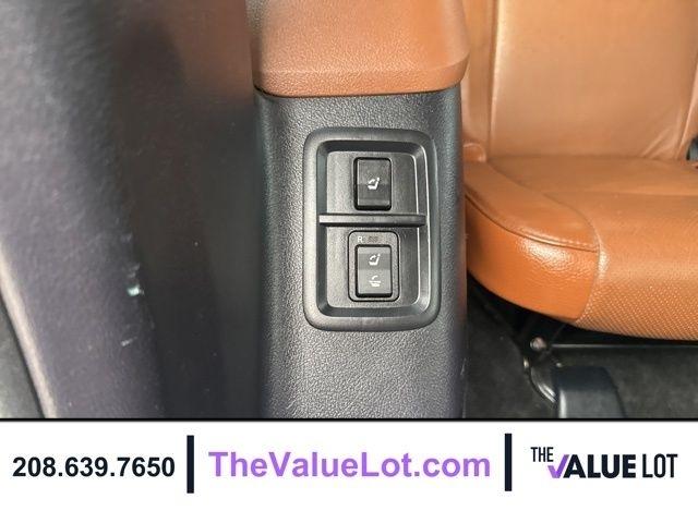 Toyota Sequoia  2008