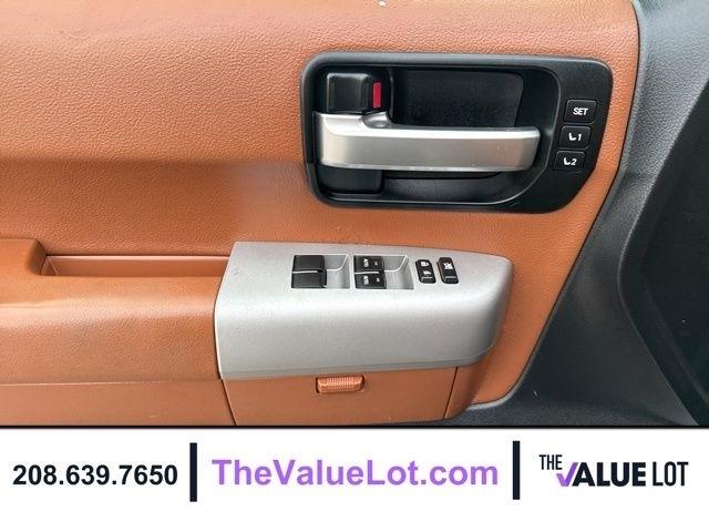 Toyota Sequoia  2008