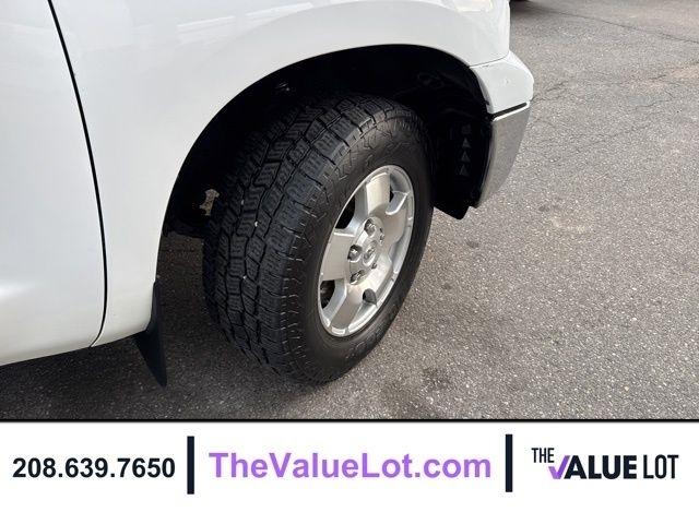 Toyota Tundra 4WD Truck  2012