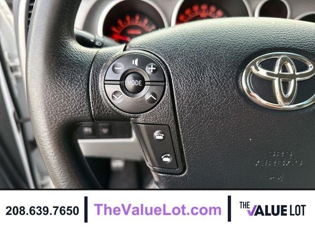 Toyota Tundra 4WD Truck  2012