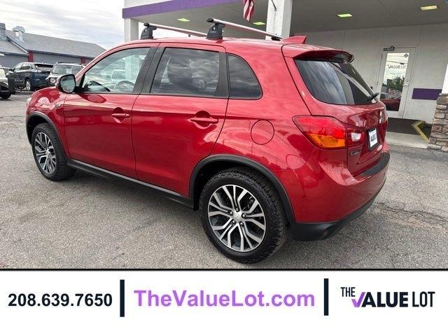 Mitsubishi Outlander Sport  2017