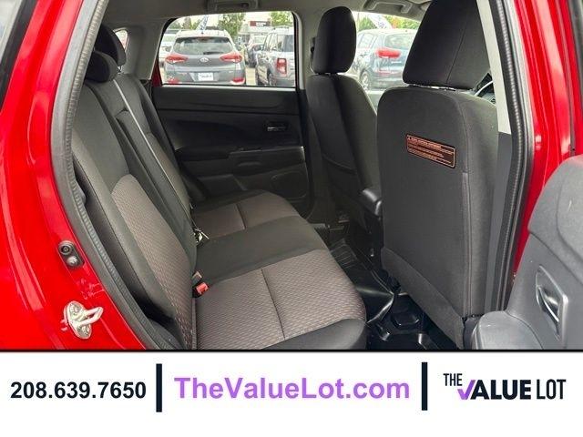 Mitsubishi Outlander Sport  2017
