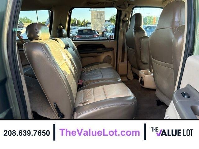 Ford Excursion  2004