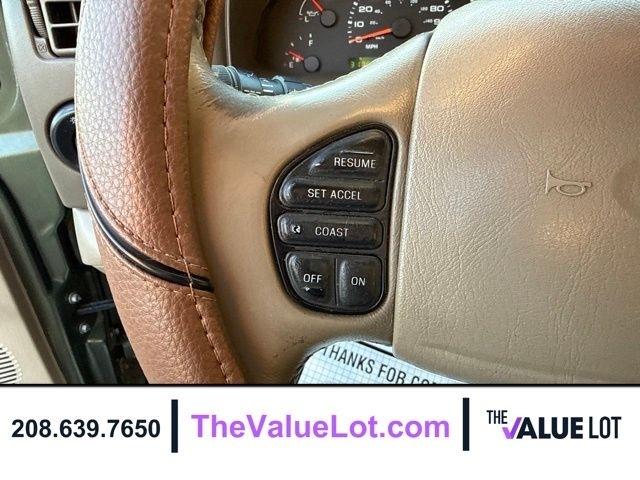 Ford Excursion  2004