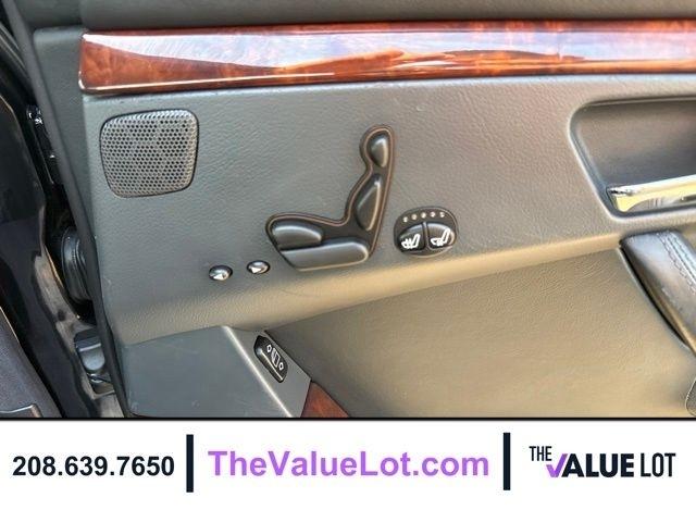 Mercedes-Benz S-Class  2001