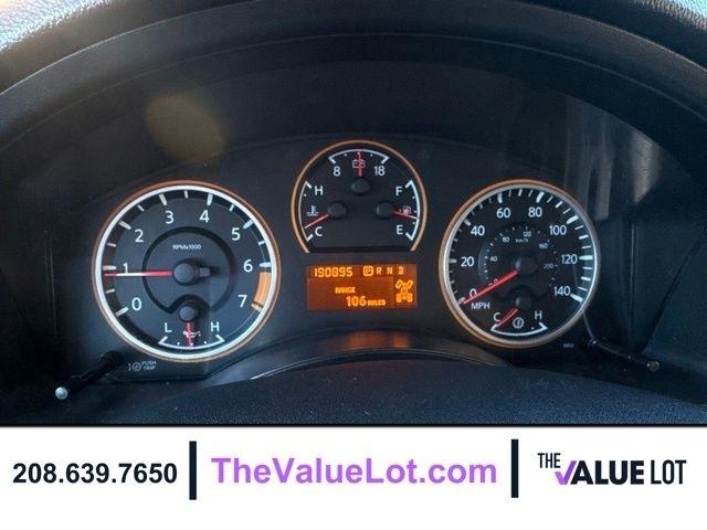 Nissan Armada  2014