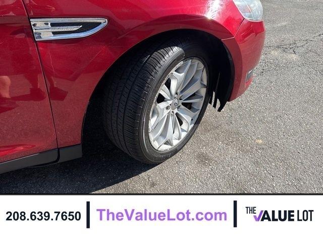 Ford Taurus  2013