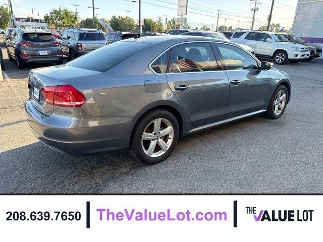 Volkswagen Passat  2012