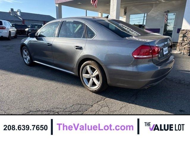 Volkswagen Passat  2012